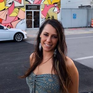 Meet your Posher, Amanda